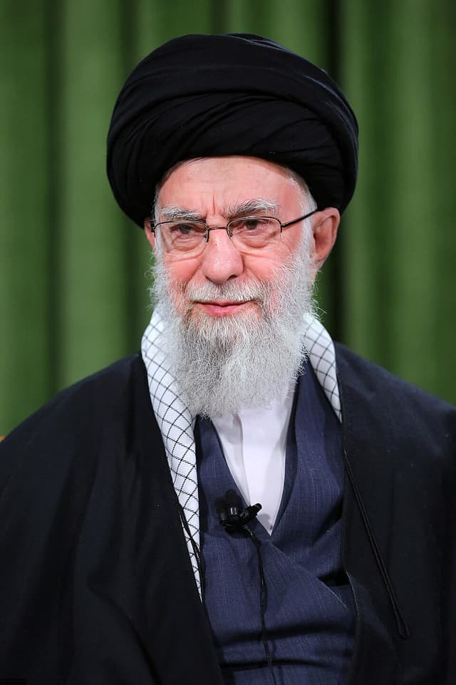 ایت الله سید علی خامنه ای