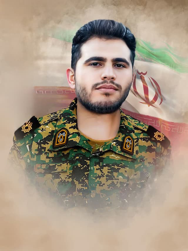 پوستر شهید کامیار دریکوند