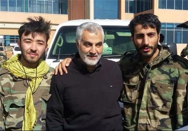 مصطفی صدر زاده درکنار سردار سلیمانی