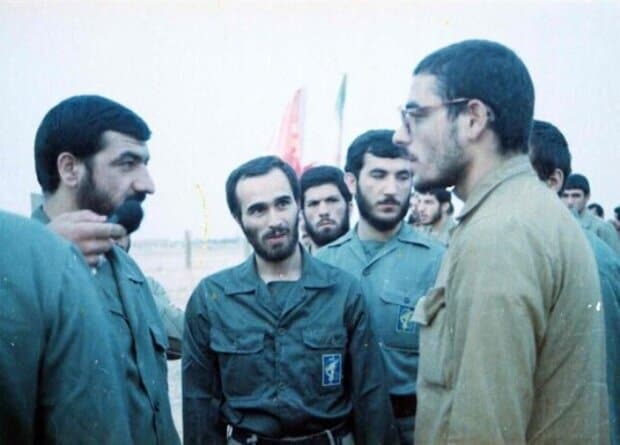 شهید حسین خرازی به همراه محسن رضایی