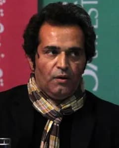 اکبر آیین