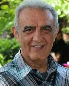 اکبر قدمی