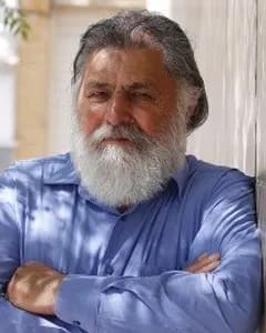 علی آزادنیا