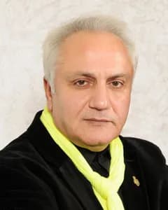 علی معلم