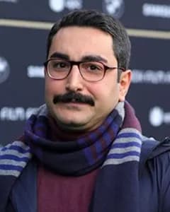 آرش لاهوتی