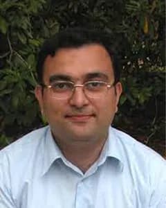 آرش رستگار