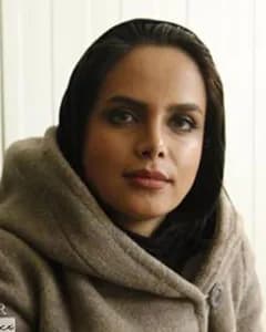 آزاده مهدی زاده