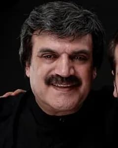 بابک رادمنش