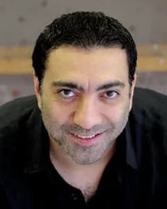 بهمن معتمدیان