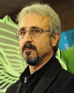 فریدون حسن پور