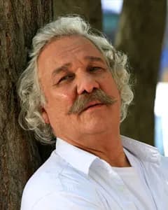 جمشید جهانزاده