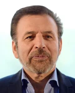 محمود واعظی