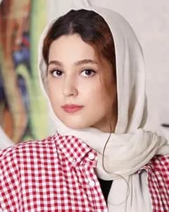مهسا هاشمی