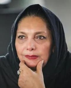 منیژه حکمت