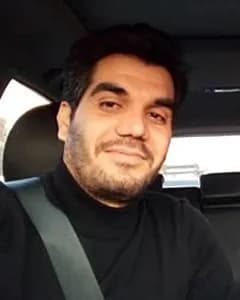 مهدی گلستانیان