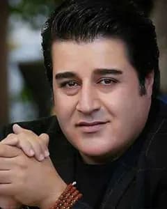 مهدی یغمایی