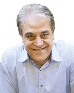 مصطفی راد