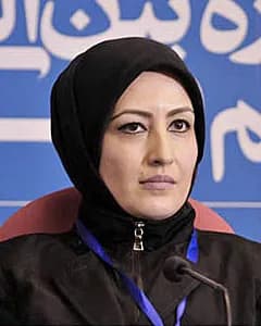 نیلوفر محمودی