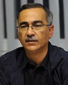 پرویز شیخ طادی