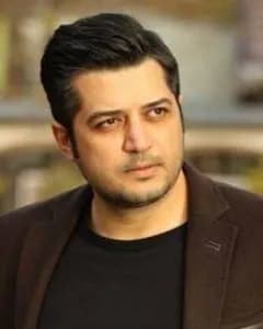 پندار اکبری