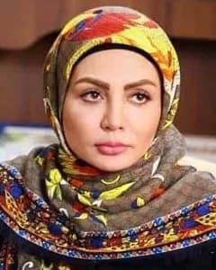 سارا احمدیان