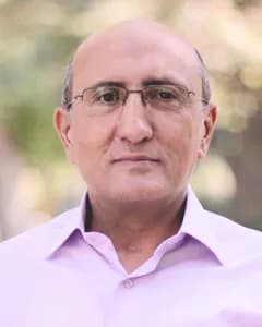 شاهین فرهنگ