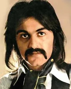 کورش یغمایی