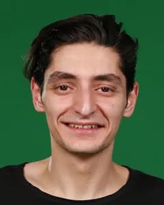 دانیال غفارزاده