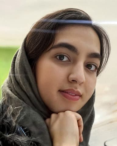 فاطمه پولادوند