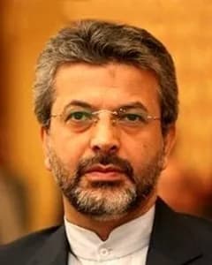 کامران دانشجو