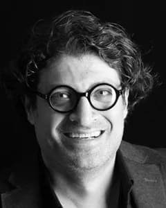 کوروش قاضی مراد