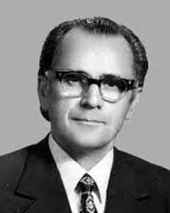 محمود بهزاد