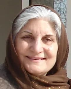 نوش آفرین انصاری