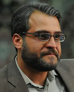 رضا آحادی